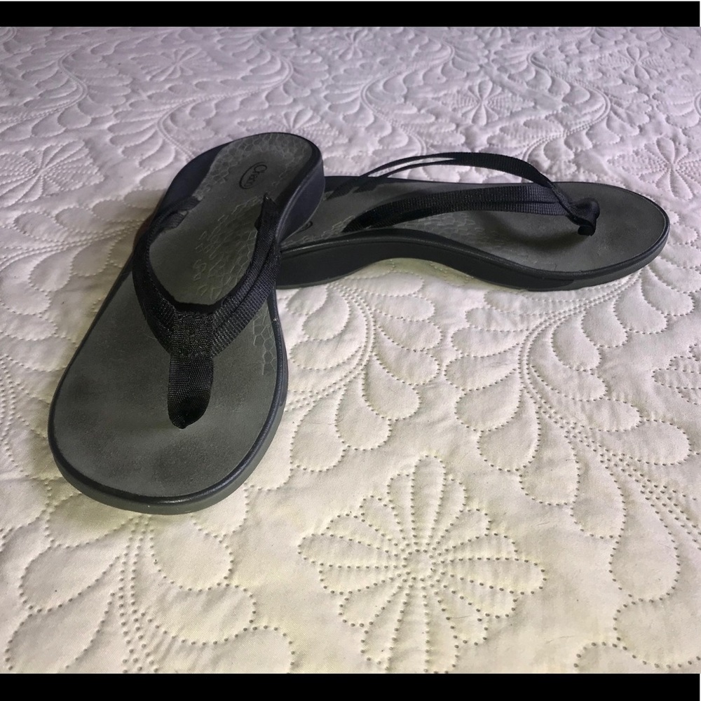 Chaco flips flops